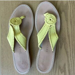 BEAUTIFUL JACK ROGERS JACK FLATS RO LEATHER SANDALS IN CANARY YELLOW! Size 8